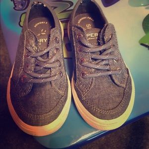 Sperry toddler shoes size 8
